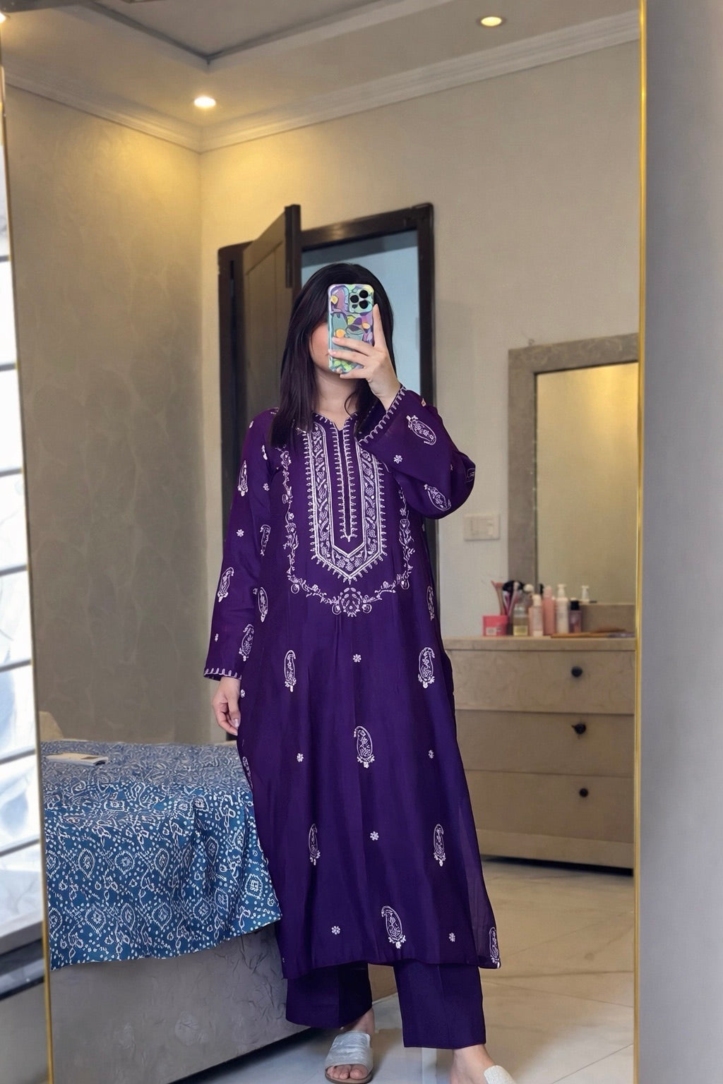 Unstitched Embroidered Lawn – 2 PC