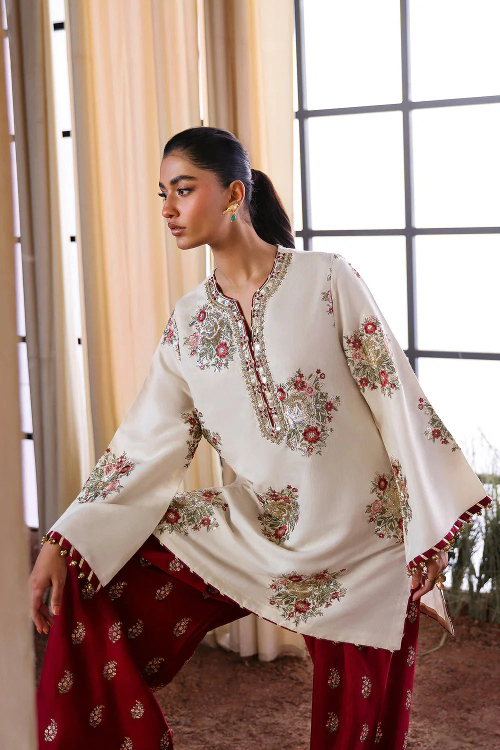 Unstitched Embroidered Lawn – 2 PC